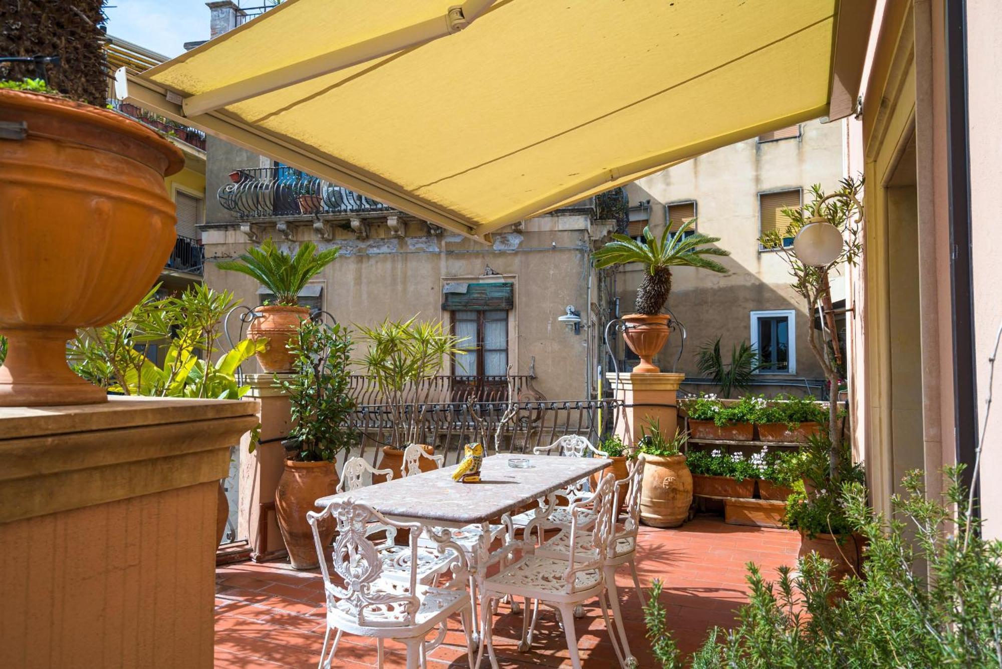 Al Duomo Rooms & Flats Taormina Exteriör bild